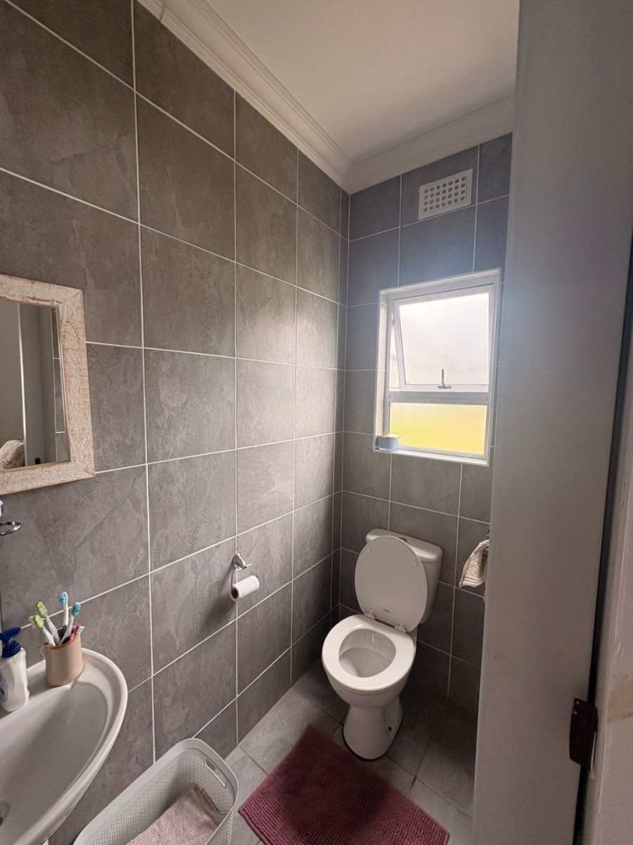 3 Bedroom Property for Sale in Gonubie Eastern Cape